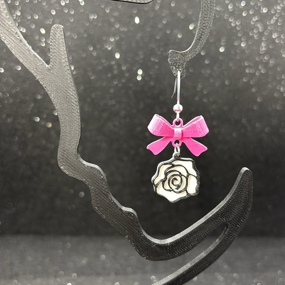 Pink Bow and White Rose Earrings - Picture 3 of 4